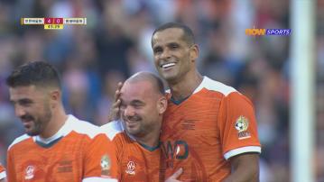 賀歲盃 世界明星隊半場四球領先香港明星隊