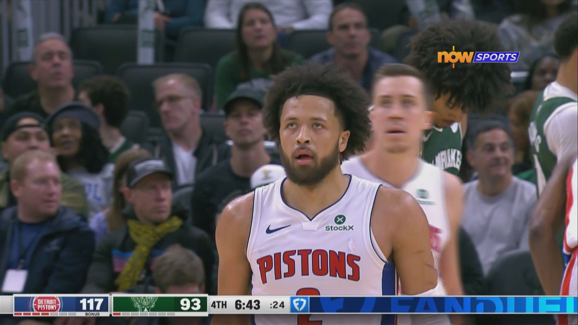 NBA　活塞 129:116 公鹿