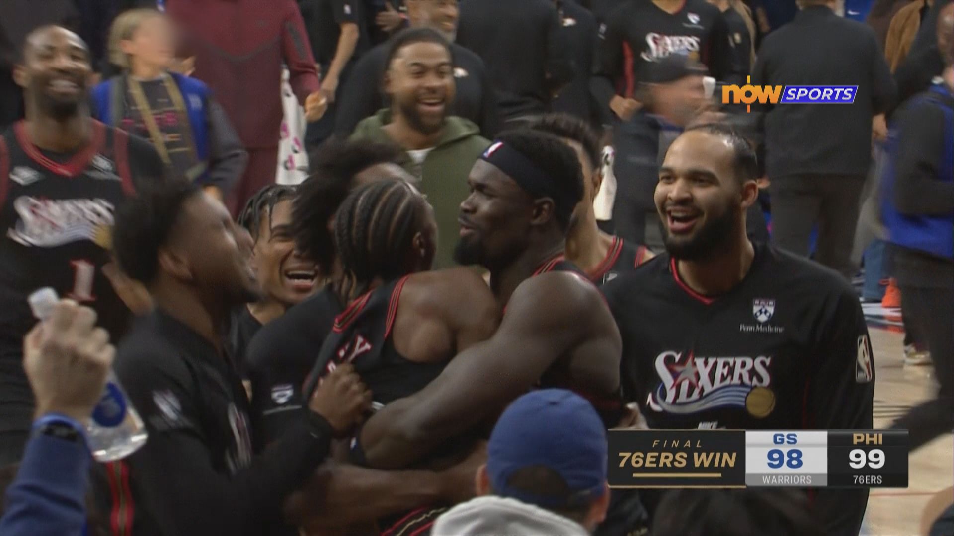 NBA　勇士 98:99 七六人