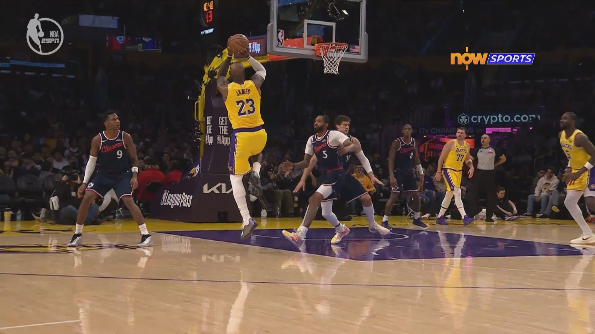 NBA　快艇 122:125 湖人