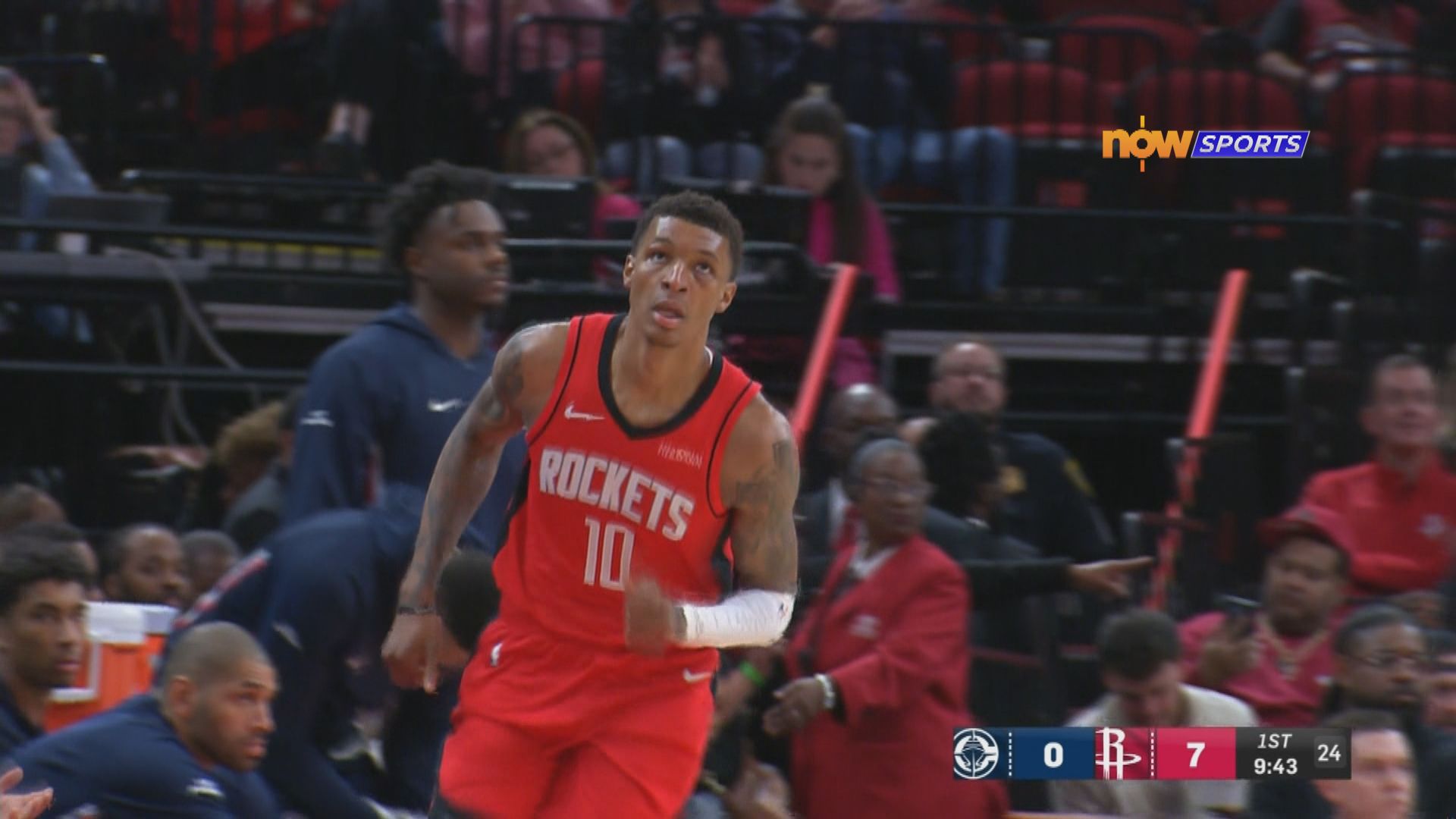 NBA　快艇 113:115 火箭