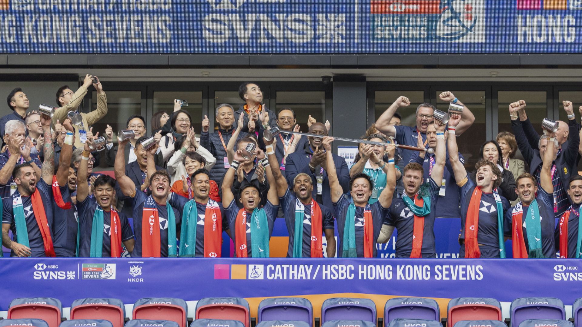 香港七欖　港隊銀劍賽稱王封后