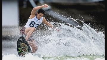 成都世運會｜港隊鄭俊軒尾波滑浪摘銅