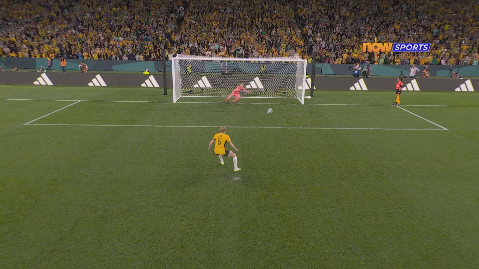 女足世界盃八強 澳洲 0:0 法國 (十二碼 7:6)