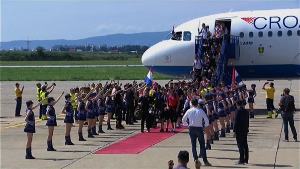 克羅地亞球員回國獲英雄式歡迎