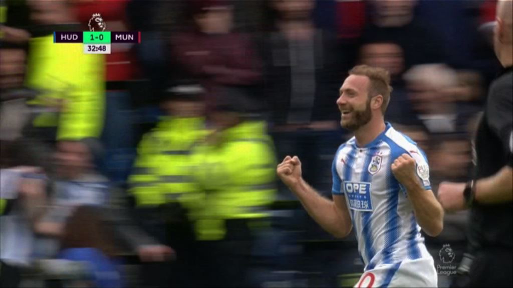 英超　哈特斯菲爾德2：1曼聯