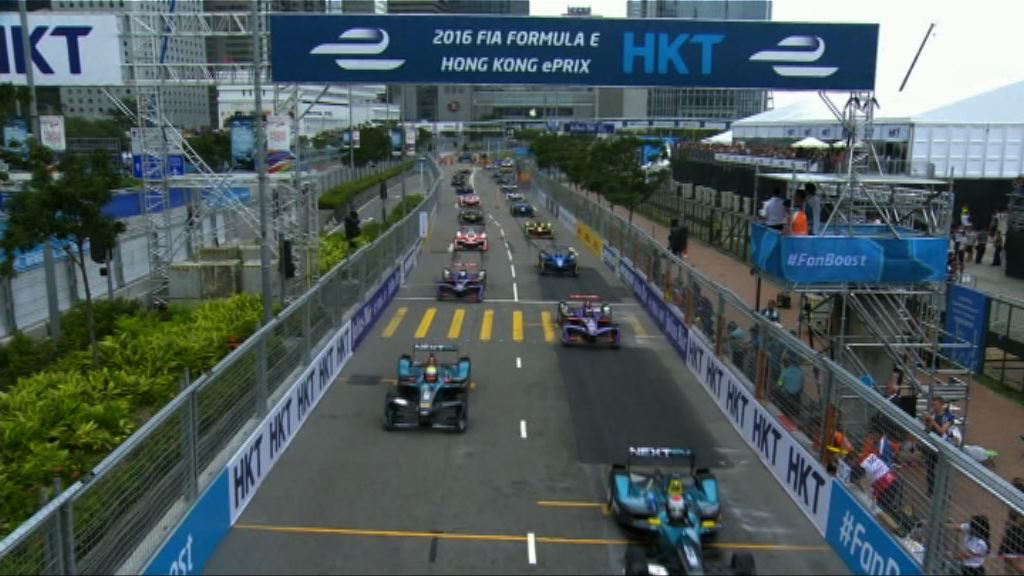 電動方程式香港站周末中環海濱上演