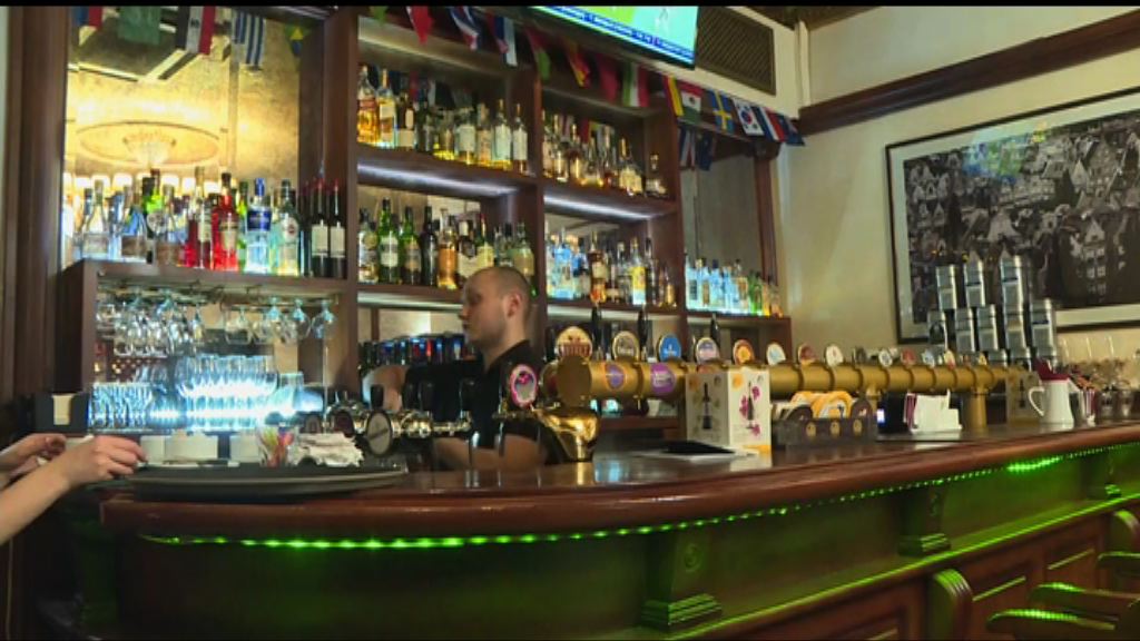 莫斯科酒吧負責人稱未曾聽聞禁酒令