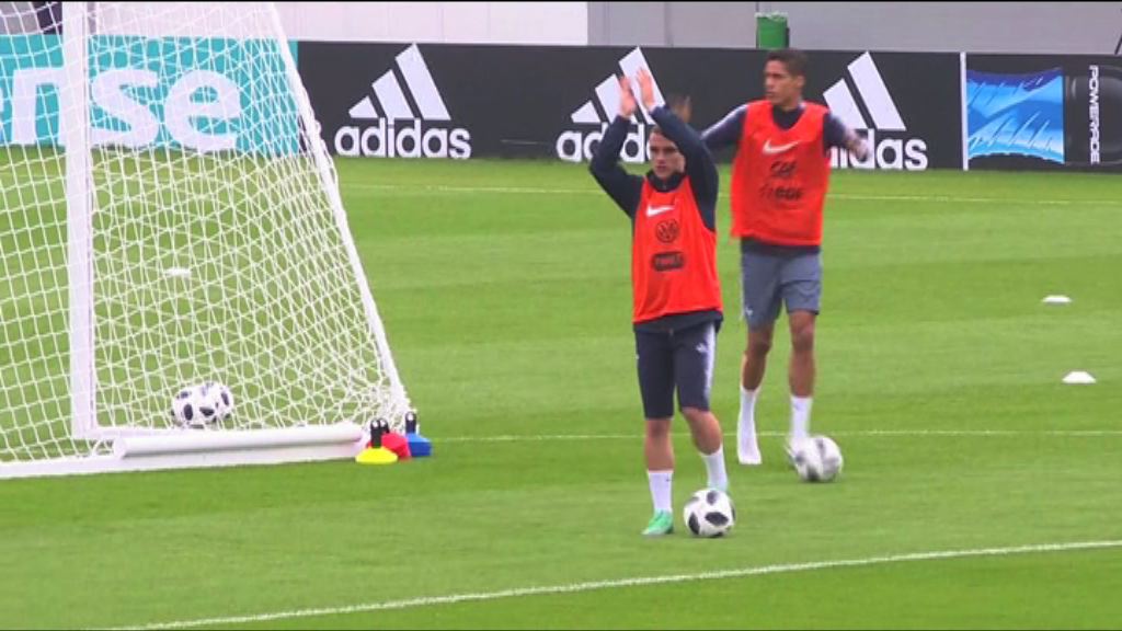 麥巴比練習遭踢傷料無大礙