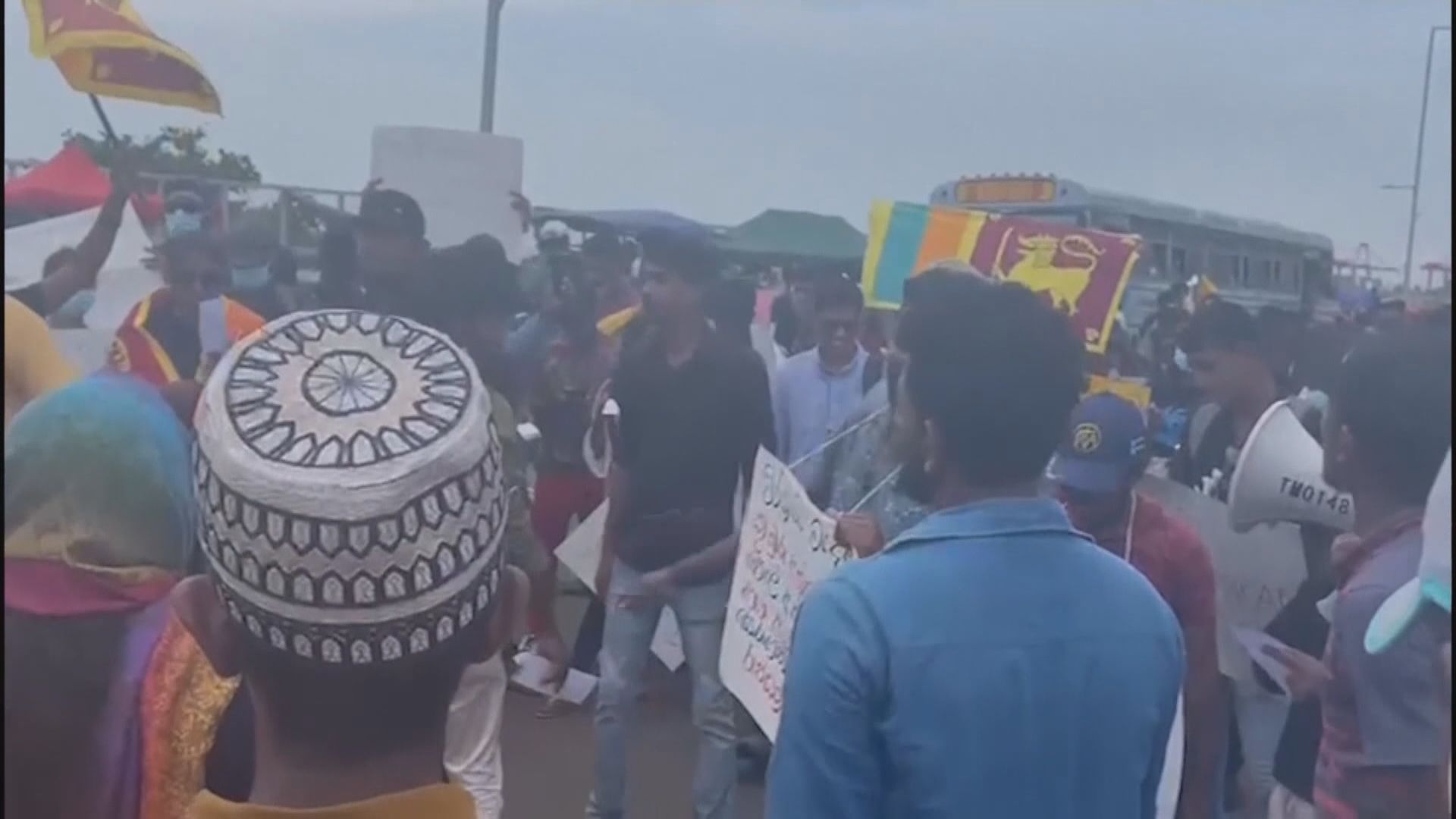 陷經濟危機　斯里蘭卡向中印求援