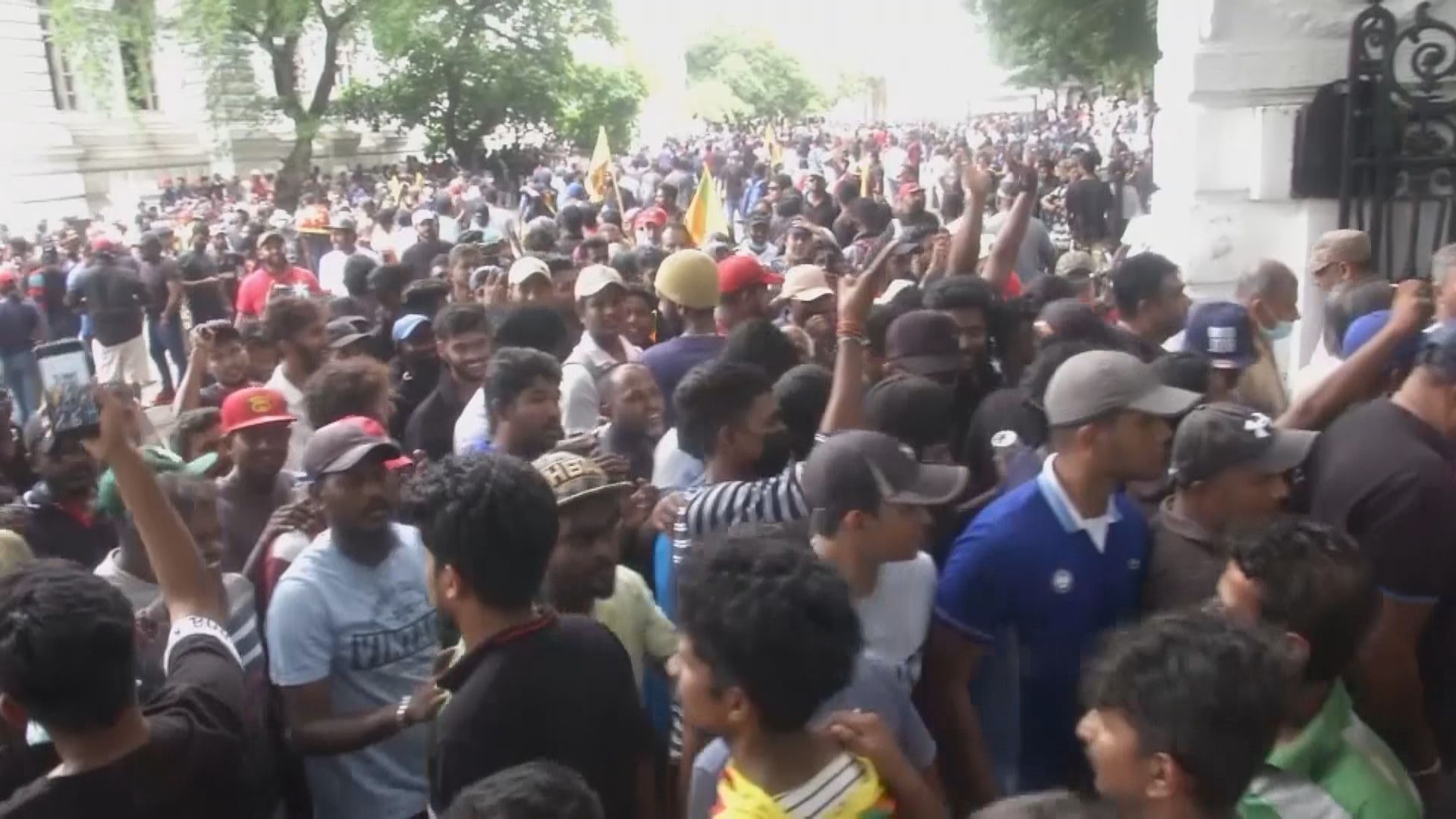 斯里蘭卡反對派商討聯手要求總統在成立新政府後下台