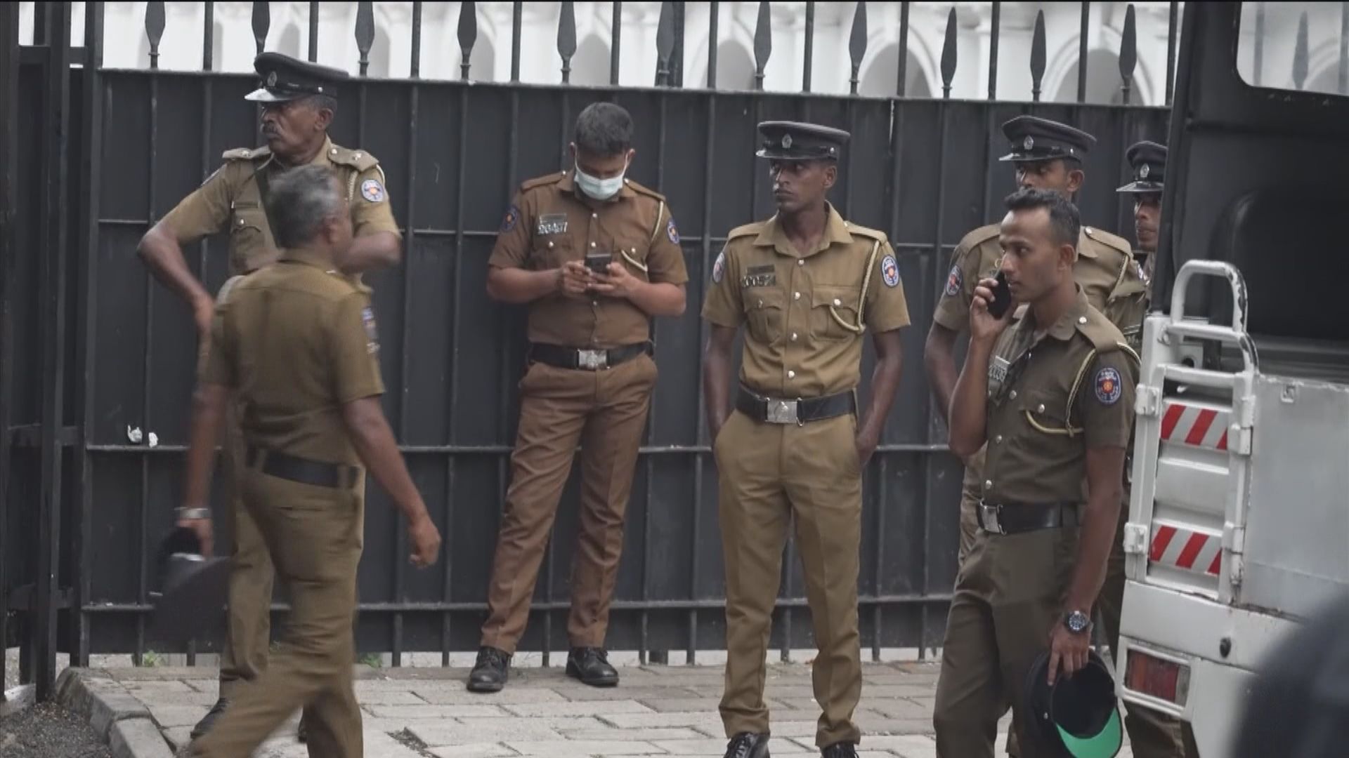 斯里蘭卡總統已通知總理將辭職下台