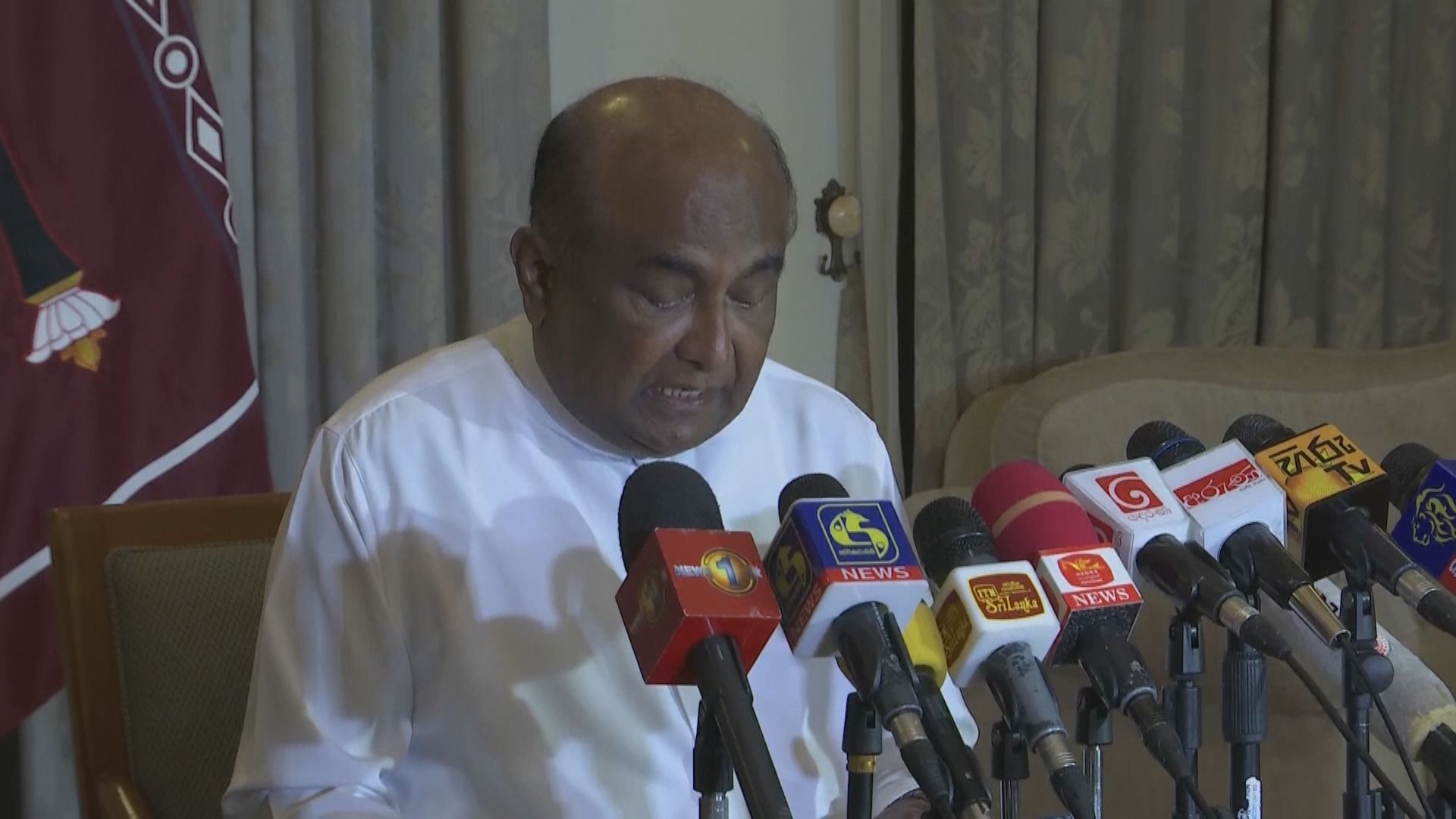 斯里蘭卡議長宣布接納總統戈塔巴雅請辭