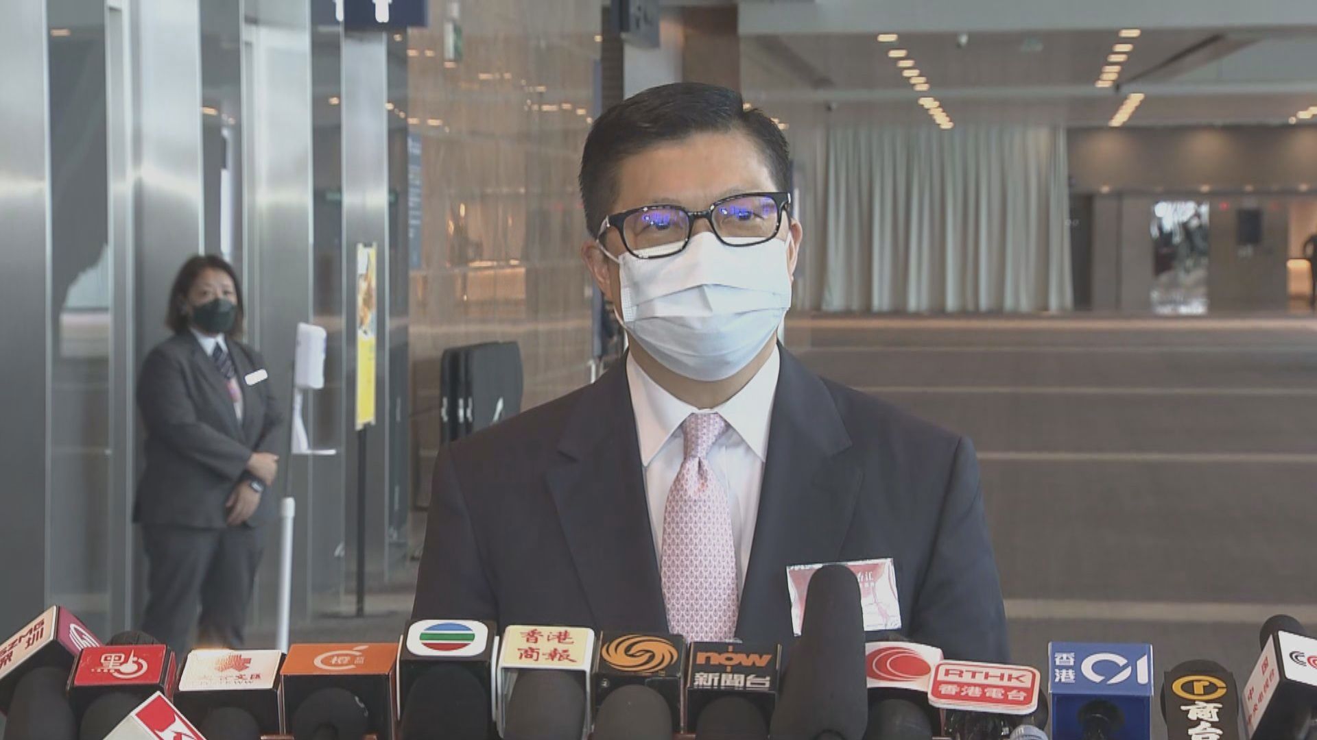 鄧炳強 : 任何違法組織不能藉解散抹走刑責