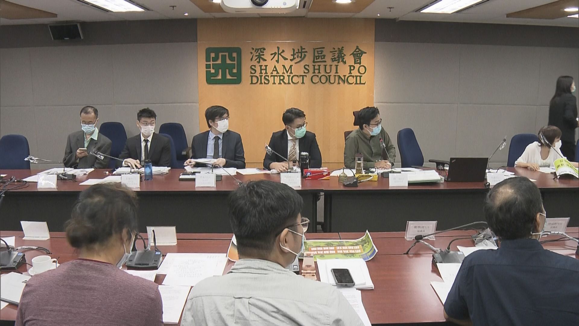 深水埗區議會通過叫停檢測及健康碼動議