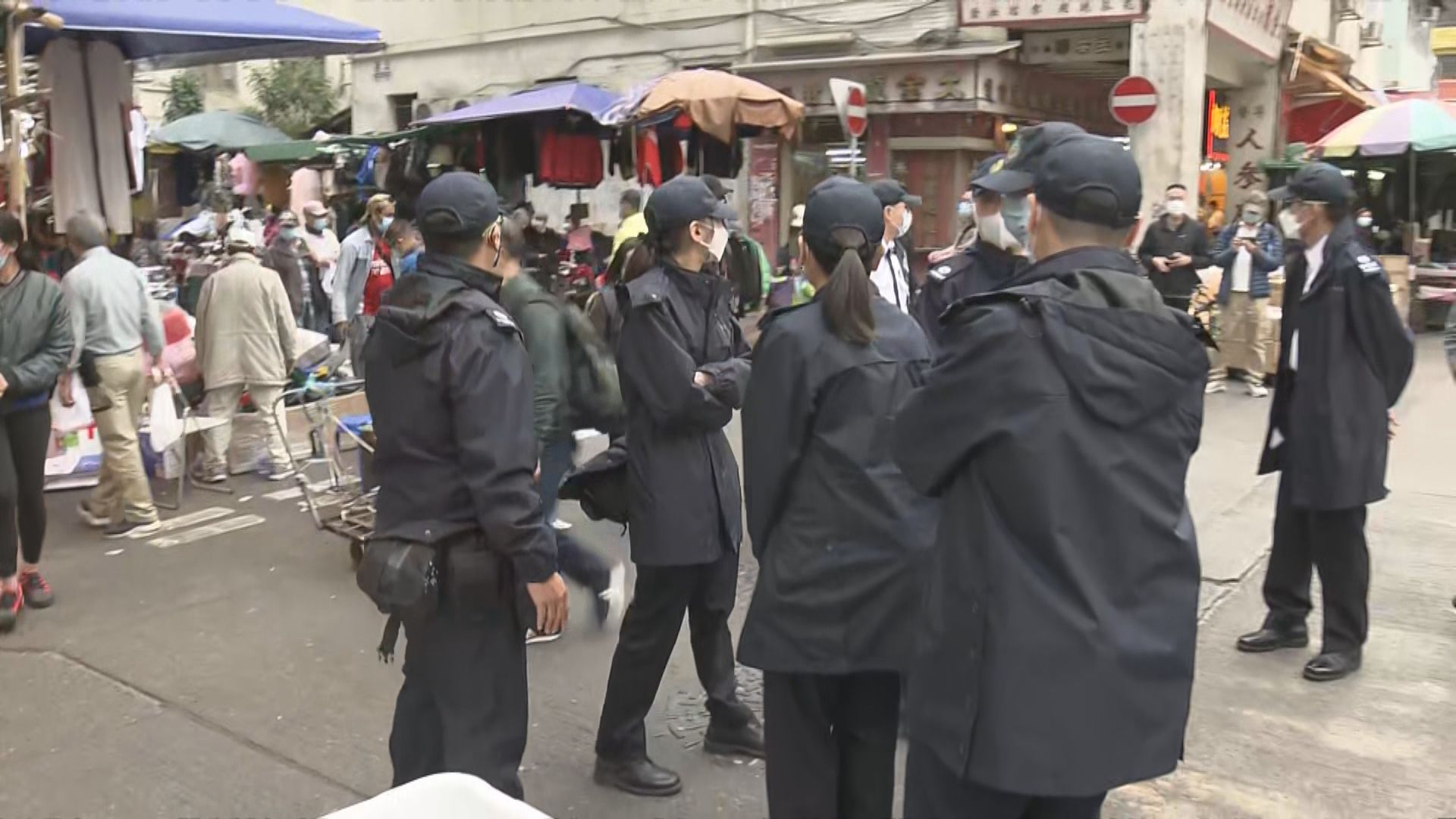 食環署職員巡視南昌街一帶　檔主斥衞生情況不理想