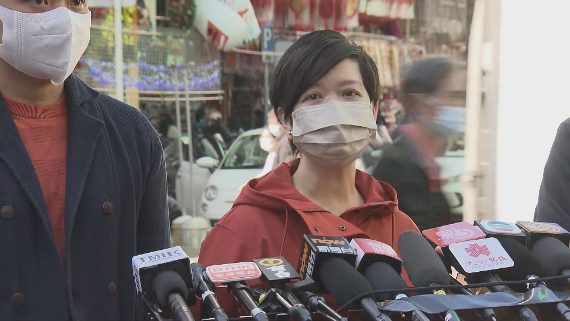 何永賢：正研究簡約公屋重用可行性