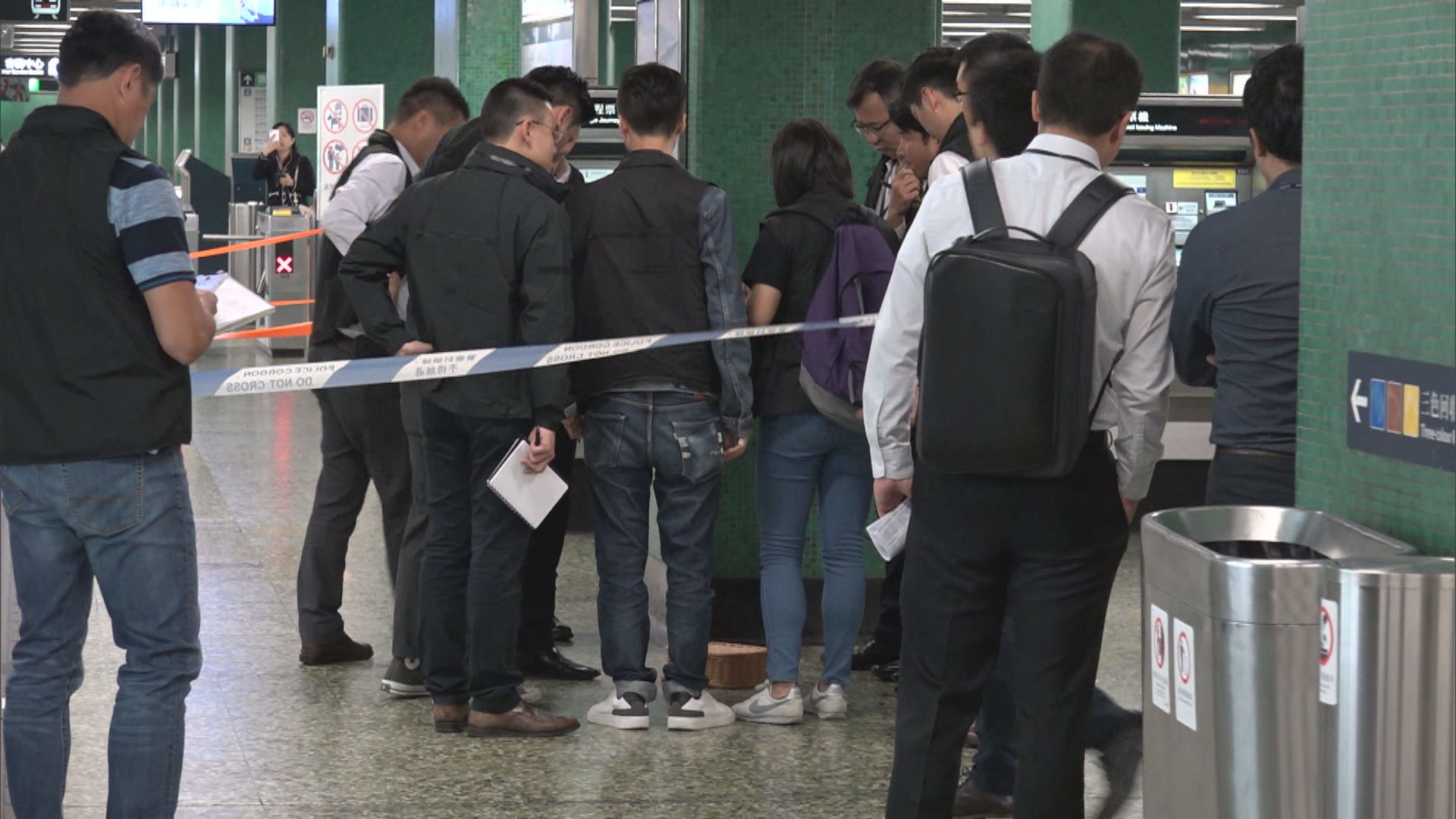 警察員佐級協會：鎅刀屬致命武器開槍合理 