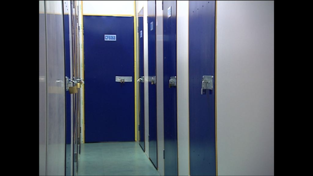 發生大火的時昌迷你倉走廊狹窄