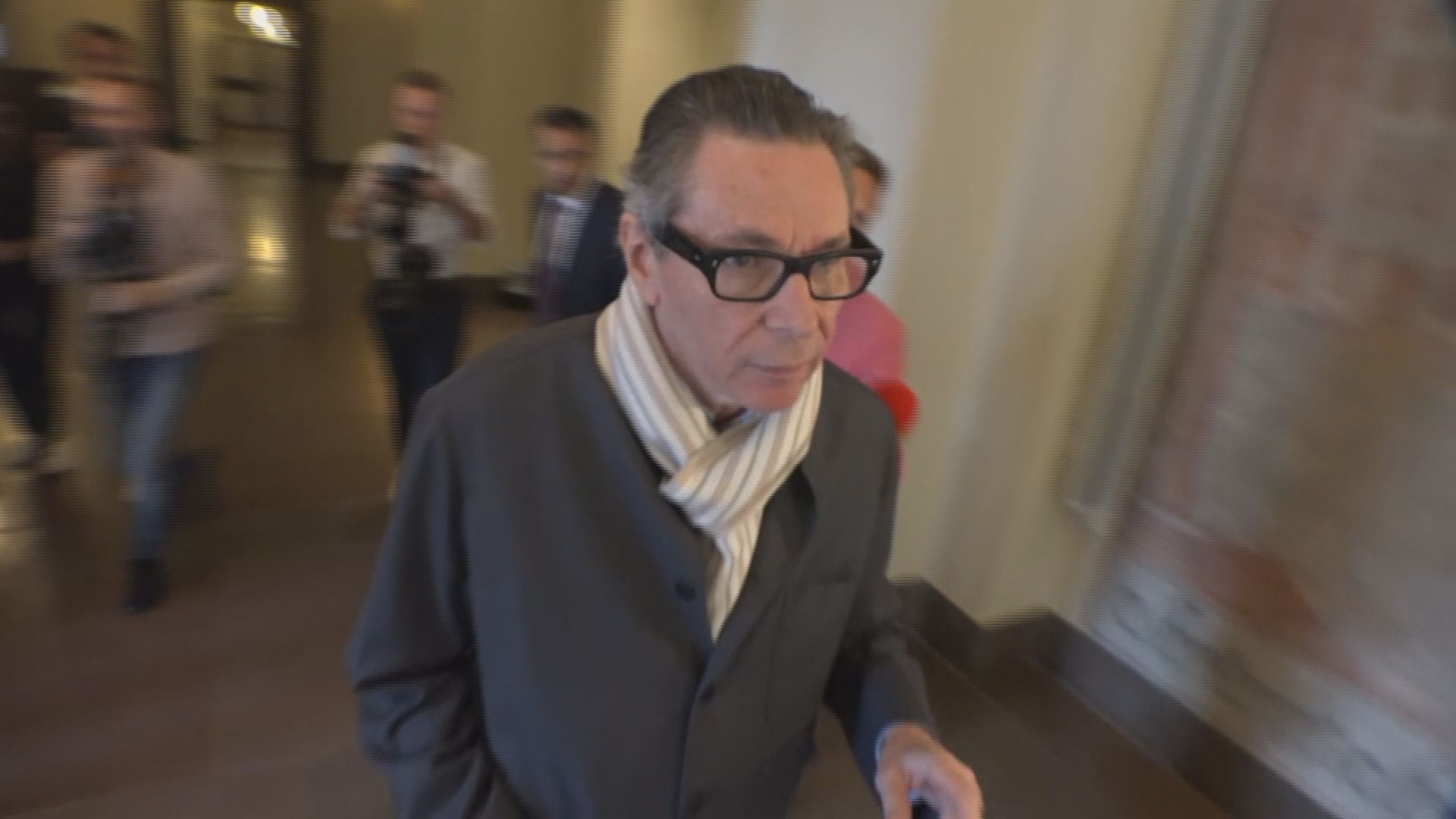 瑞典學院院士丈夫強姦案提堂