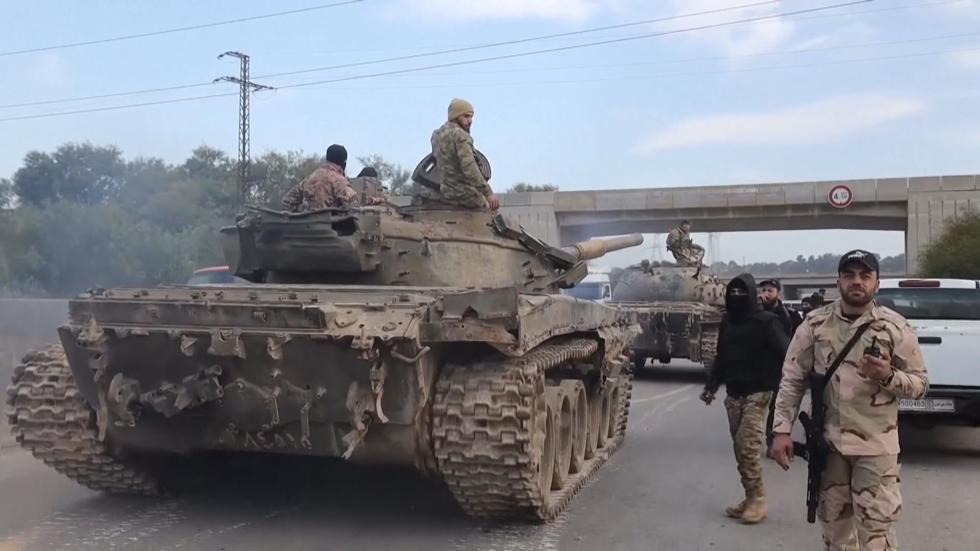 敘利亞過渡政府部隊報復親巴沙爾武裝　據報大量少數派穆斯林被殘殺