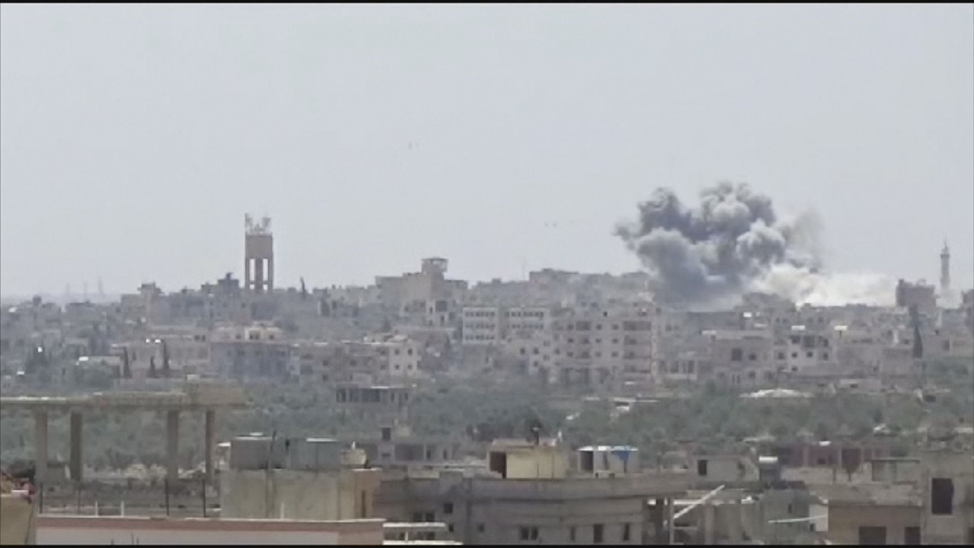 敘利亞政府軍猛烈空襲伊德利卜