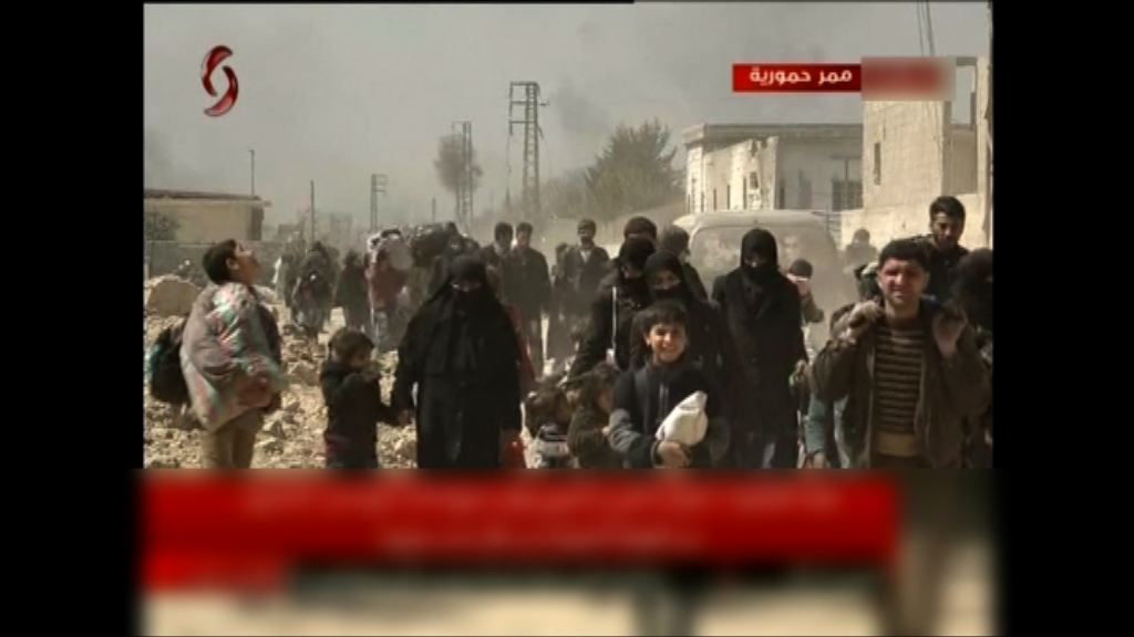 東古塔阿夫林十多萬人逃難