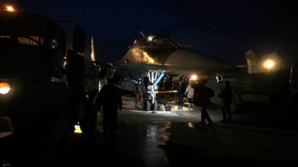 首批俄軍戰機從敘利亞撤走