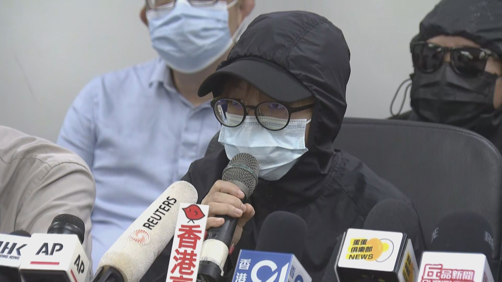 黃偉然家屬：當局無通知審訊日期　官派律師亦無回覆