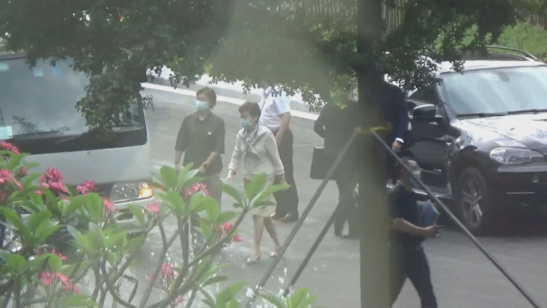 林鄭月娥由深圳啟程往北京　向中央講解港區國安法意見