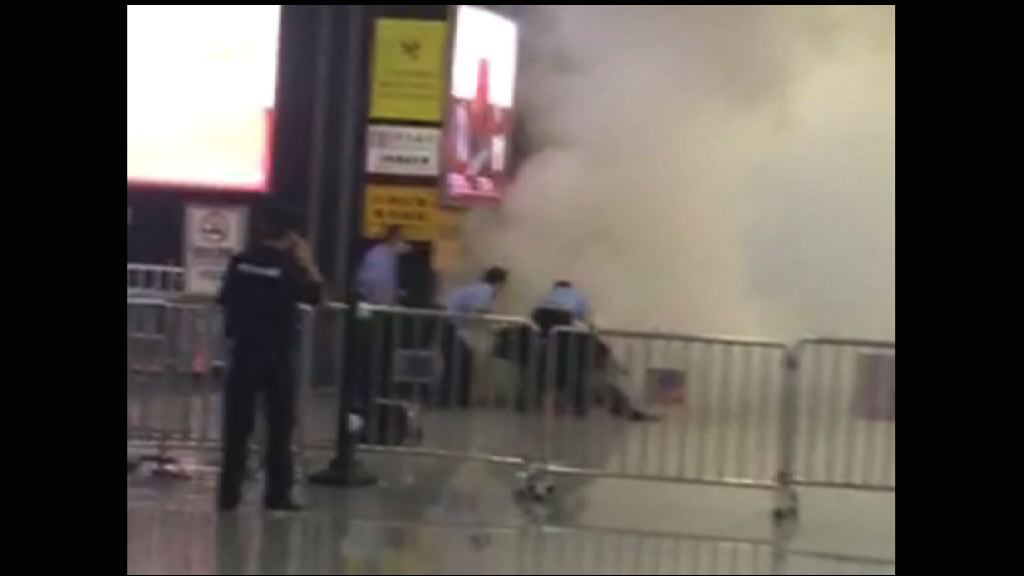 深圳福田口岸火警一度暫停過關