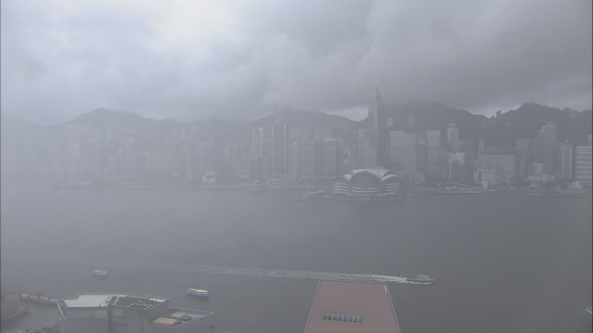 天文台改發三號強風信號