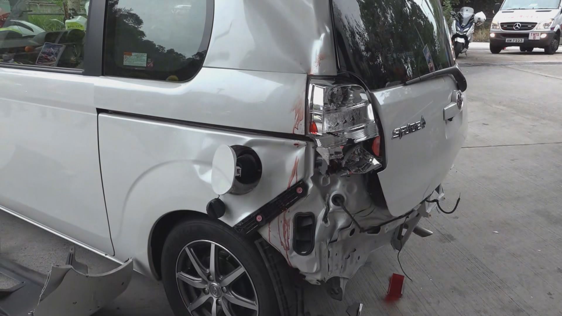 沙田私家車失控衝入油站　女職員被撞傷昏迷送院