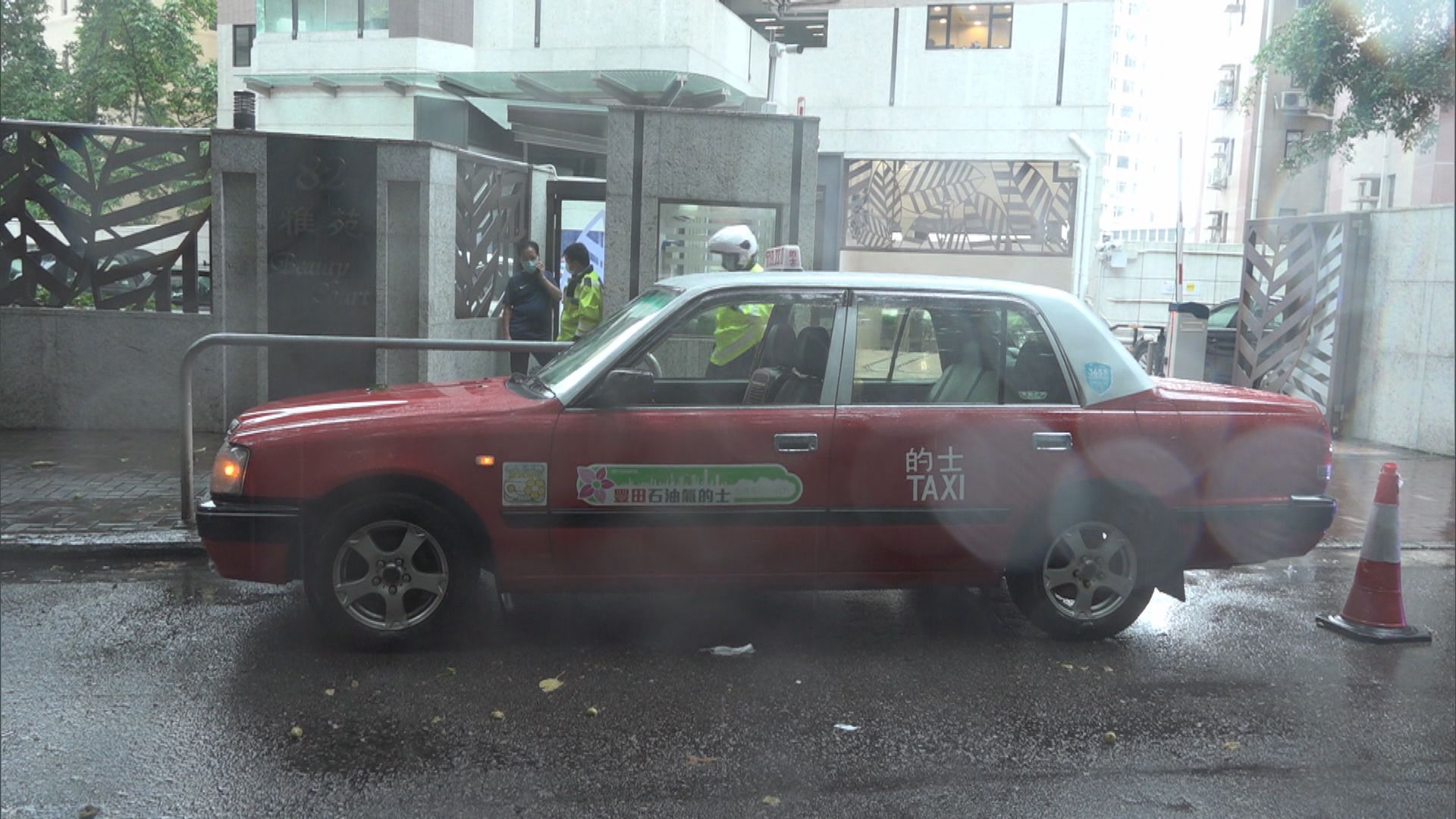 老翁半山遭捲車底拖行逾百米送院後不治