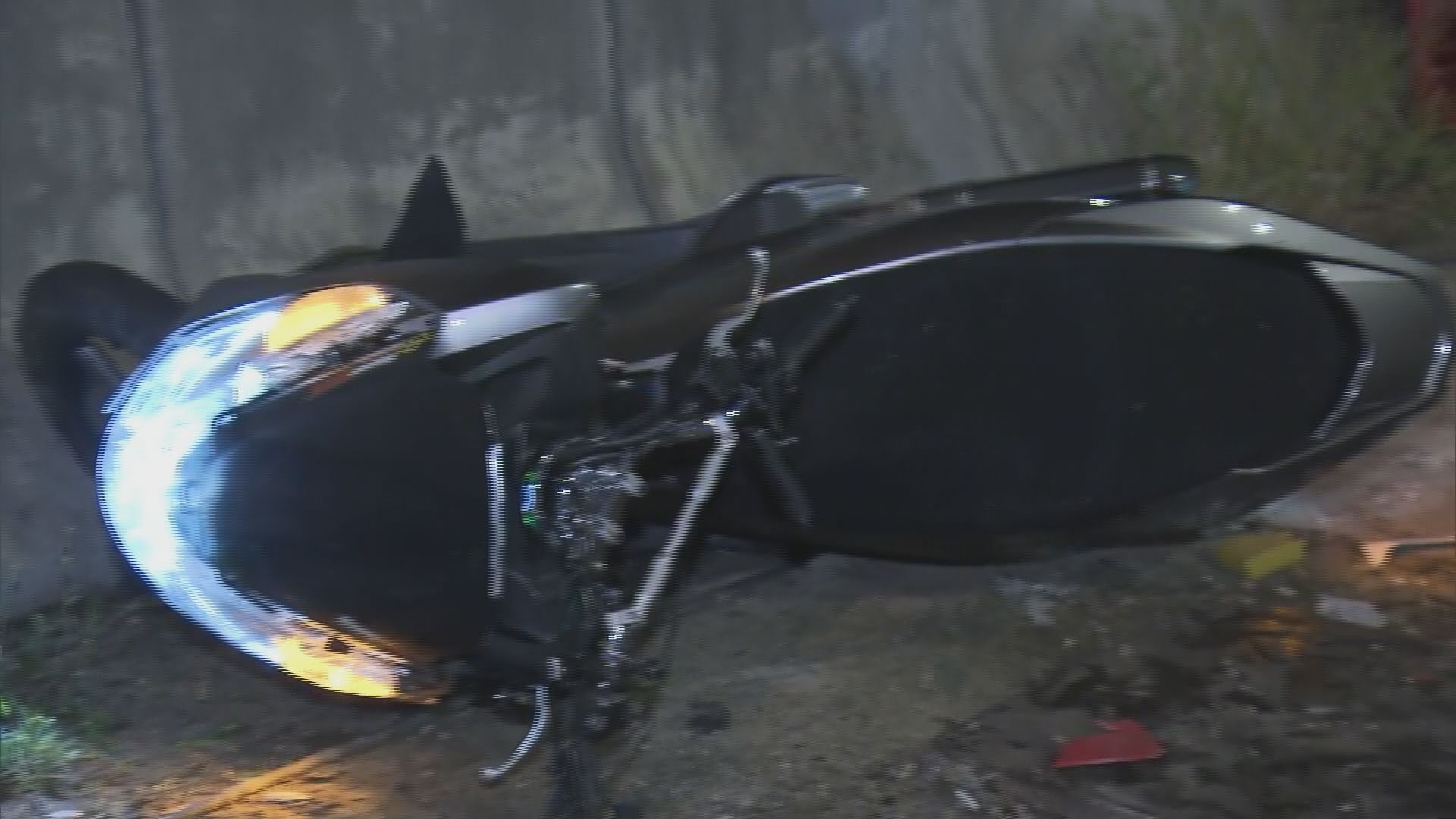 粉嶺公路電單車撼水馬司機死亡