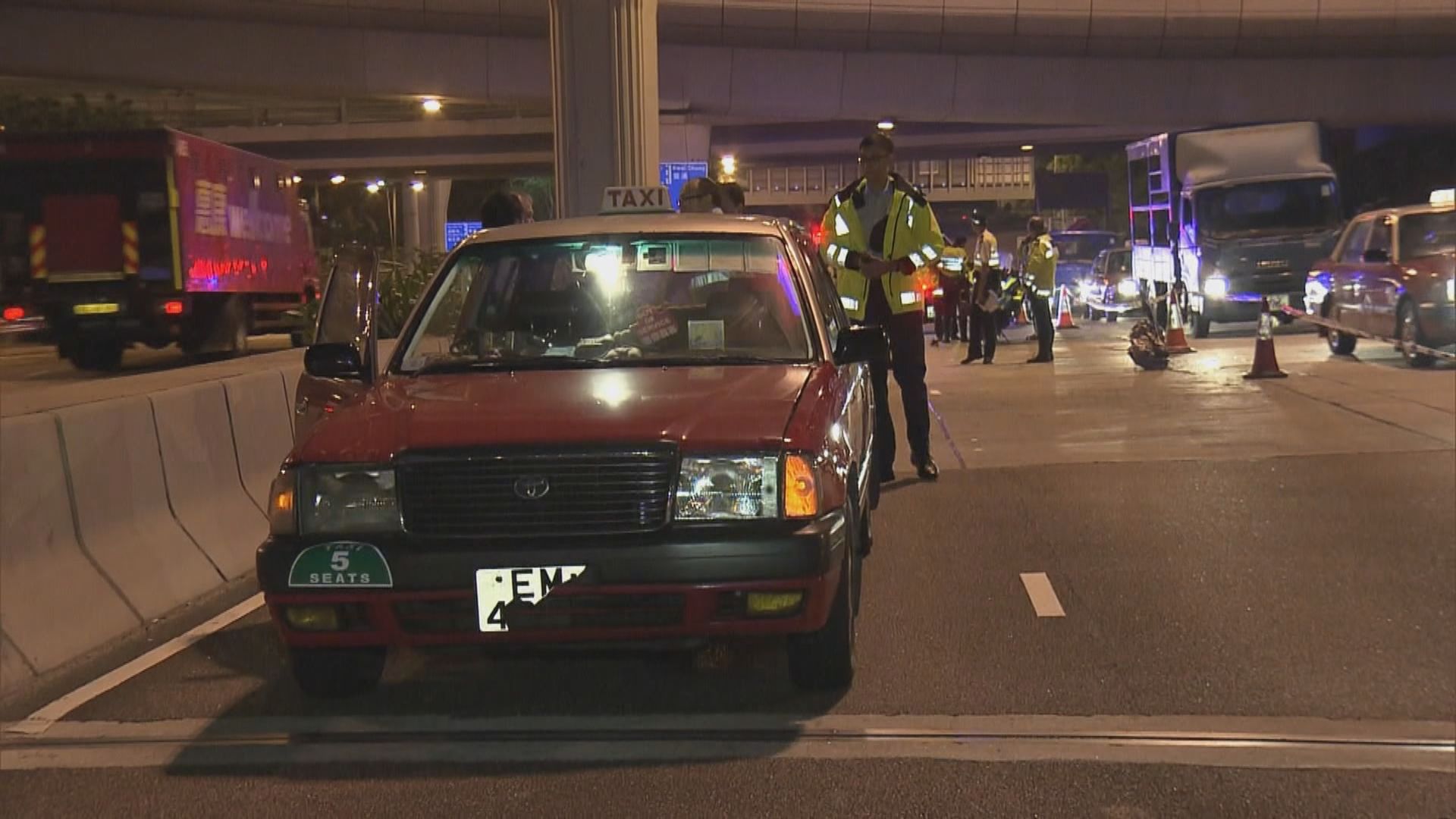 紅磡的士撞老婦重傷昏迷