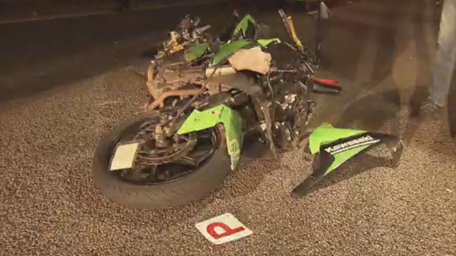 何文田車禍電單車司機受傷