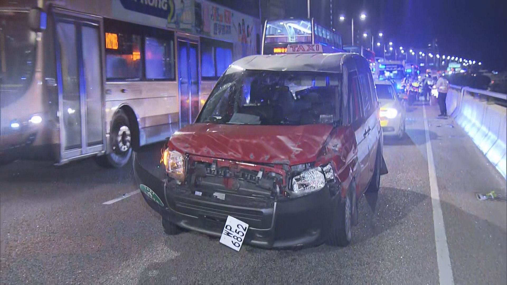 觀塘繞道三車相撞 三人送院