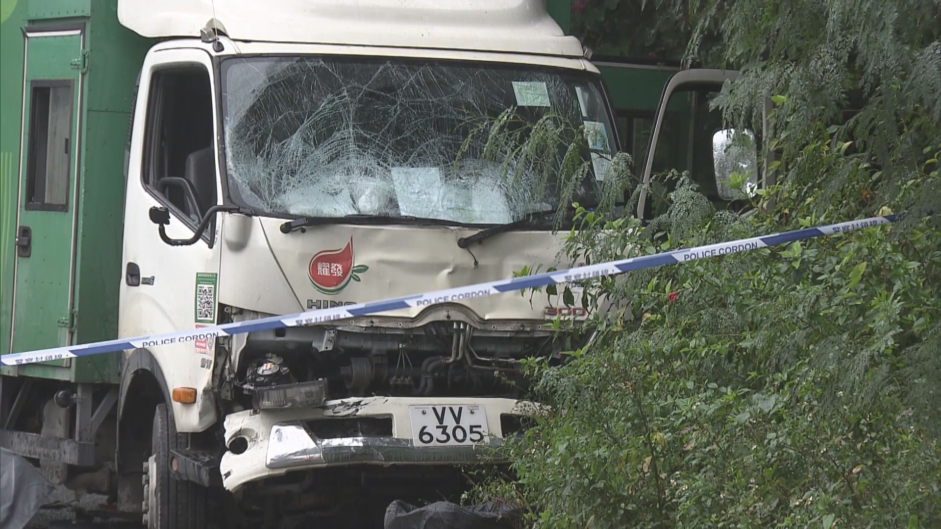 東涌致命交通意外兩死十傷　消息稱巴士疑收掣不及肇禍