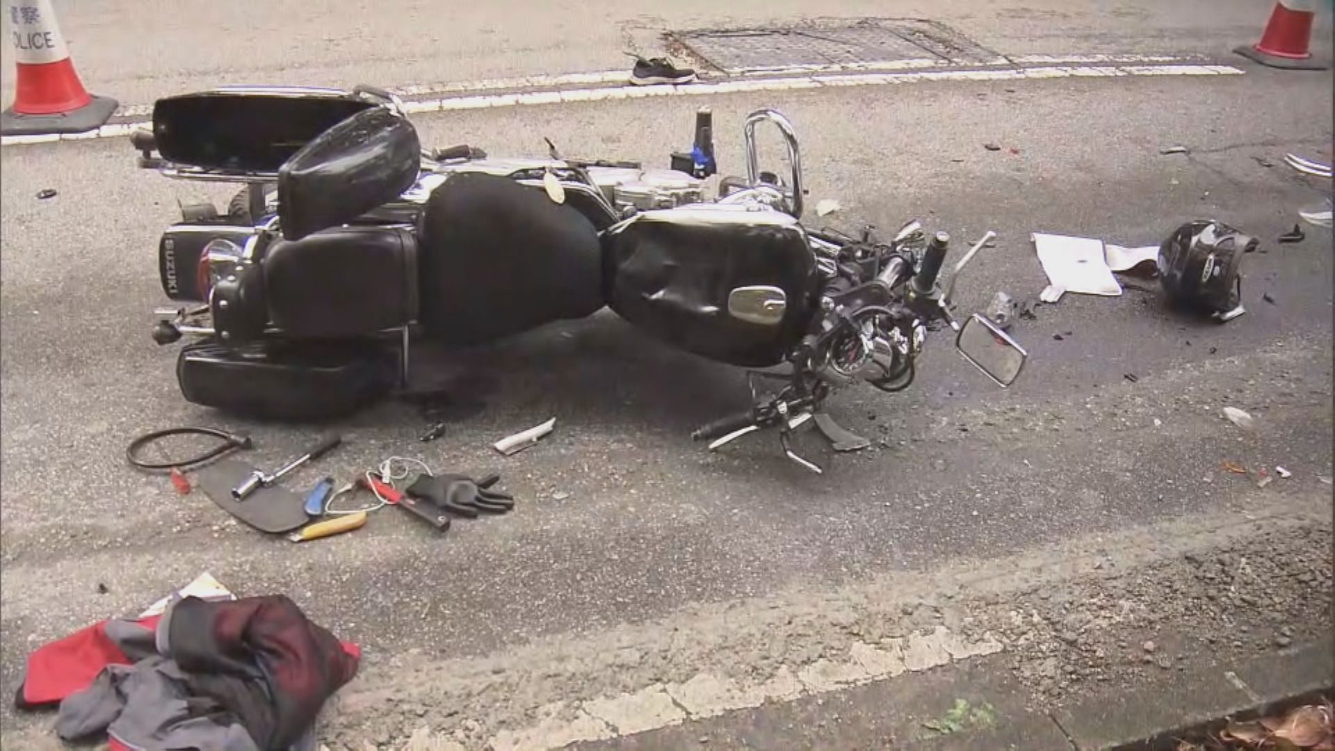 大嶼山兩車相撞　電單車司機送院亡