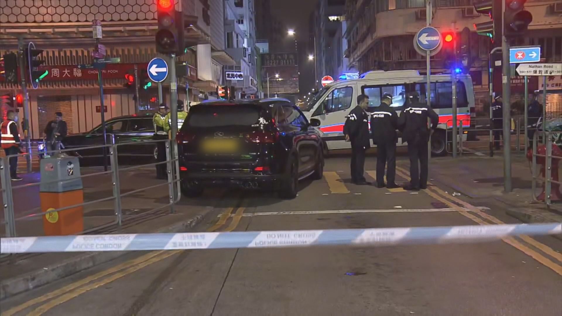 旺角私家車撞交通燈　司機涉醉駕及阻差辦公被捕