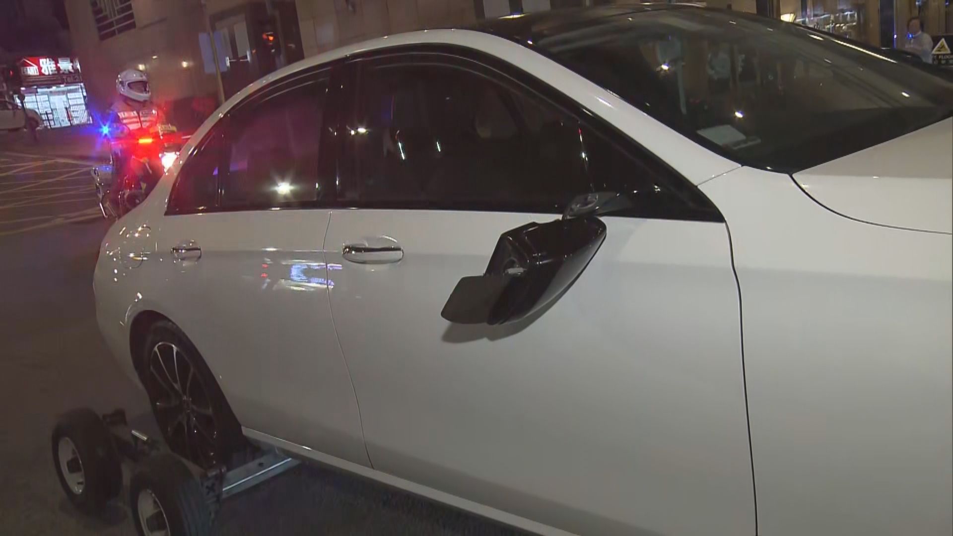 北角七姊妹道私家車撞倒過路男子