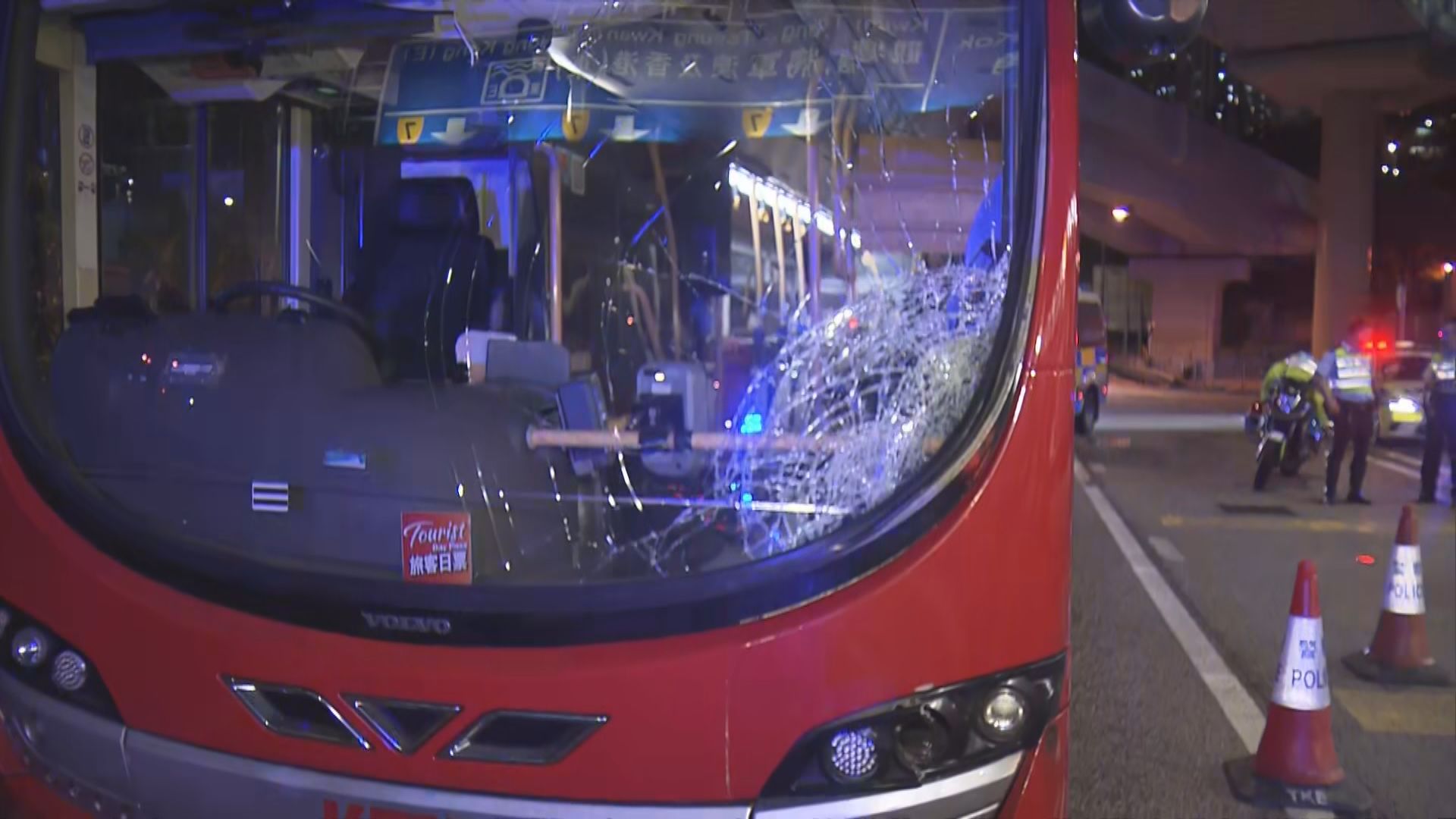 牛頭角九巴撞老翁昏迷送院亡　司機被捕