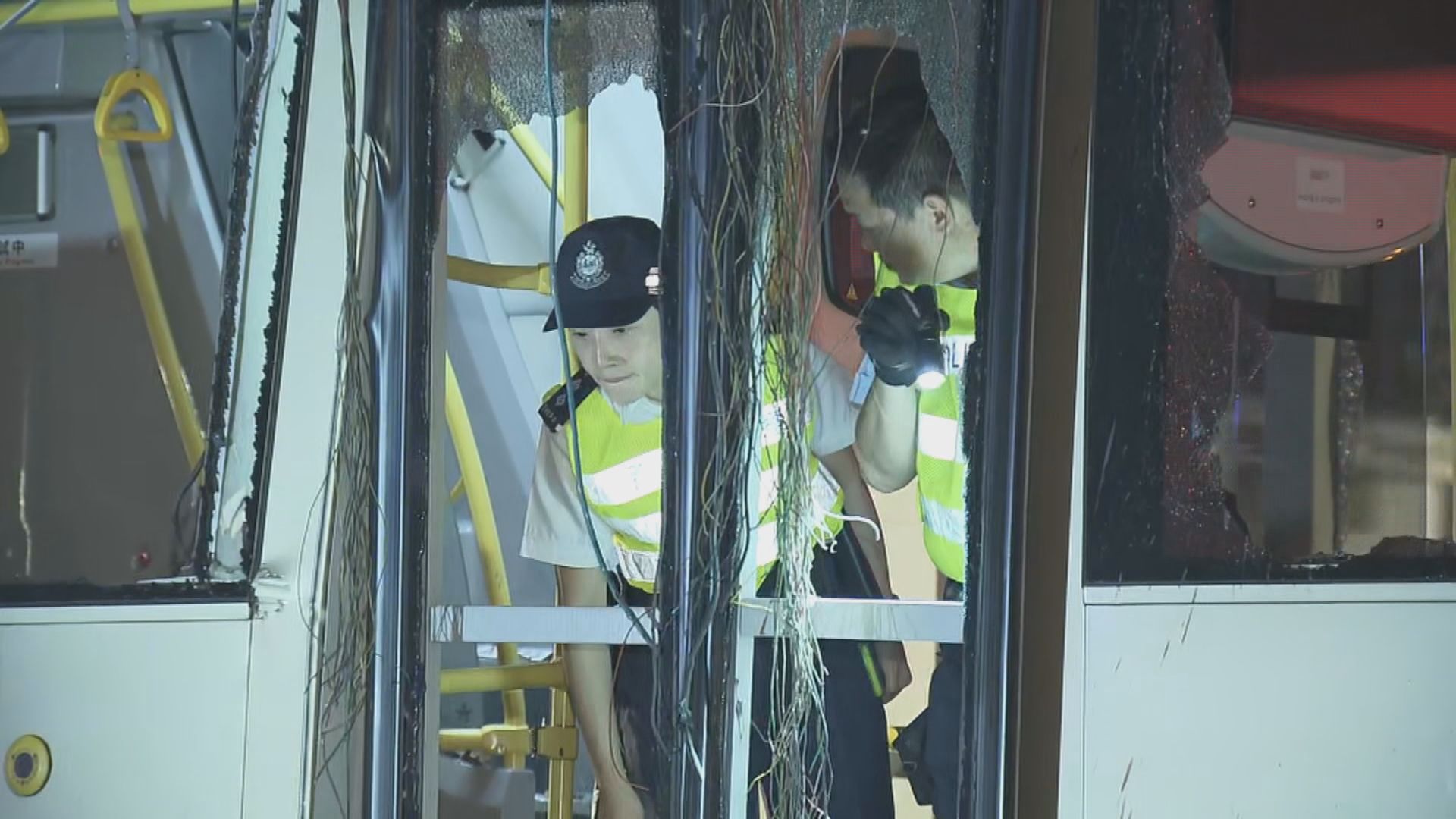 警方指會由四方面着手調查九巴意外原因