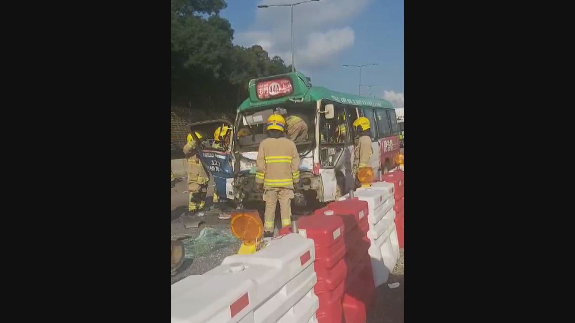 粉嶺公路三車相撞23人受傷　18人送院(徐佩欣報道)