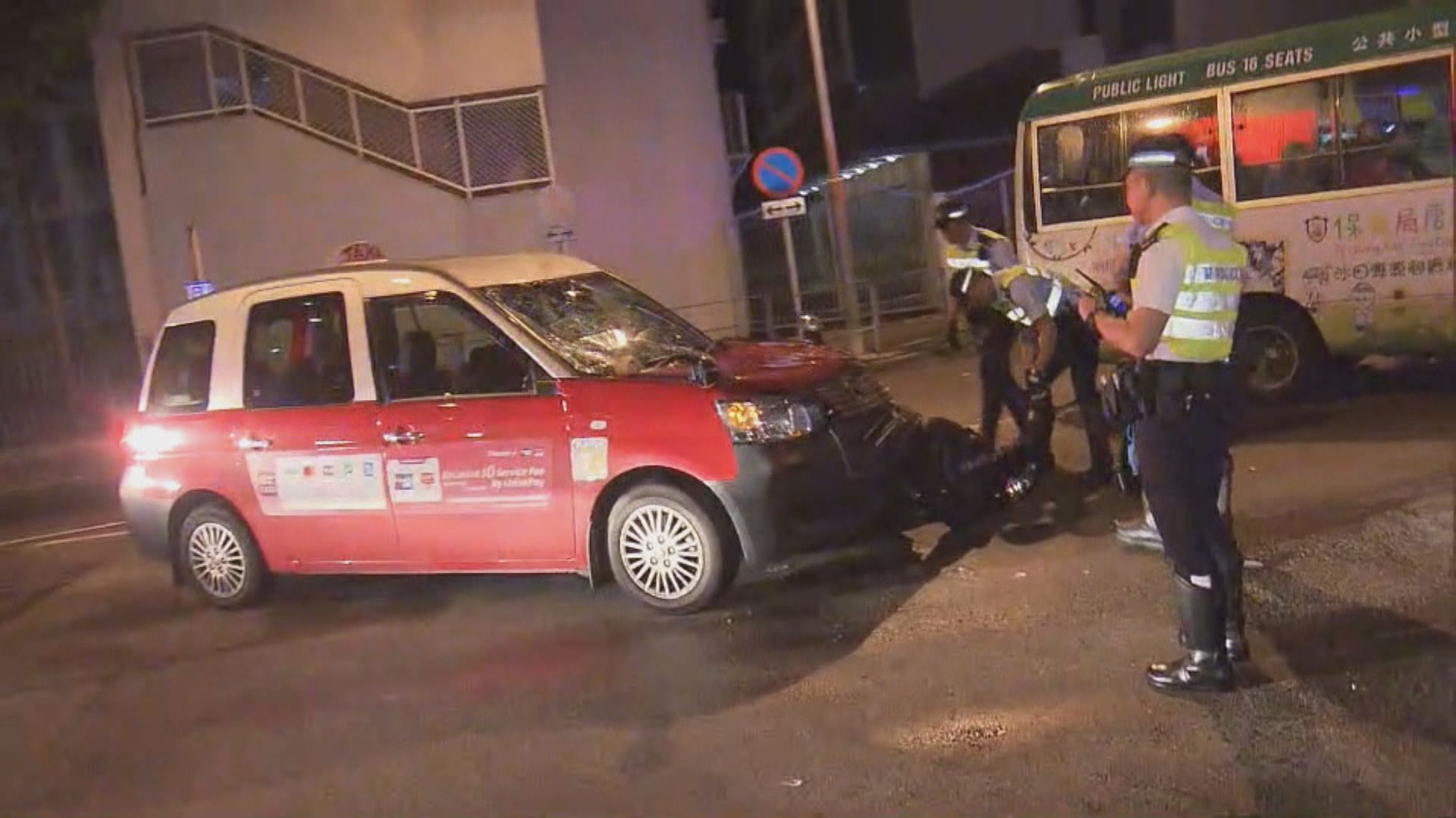 沙田的士與電單車相撞釀一傷