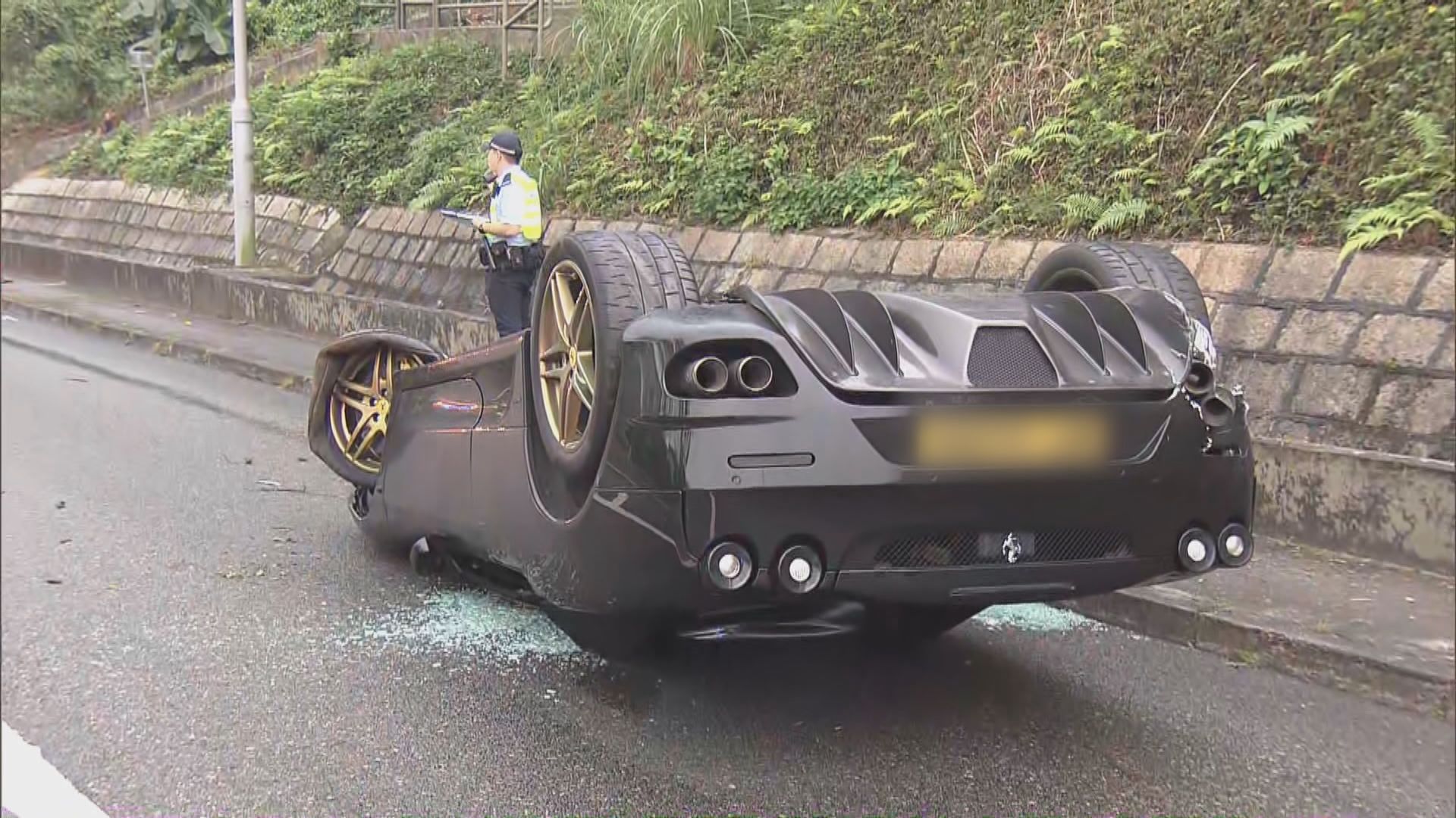 大埔公路跑車失事六司機涉危駕被捕