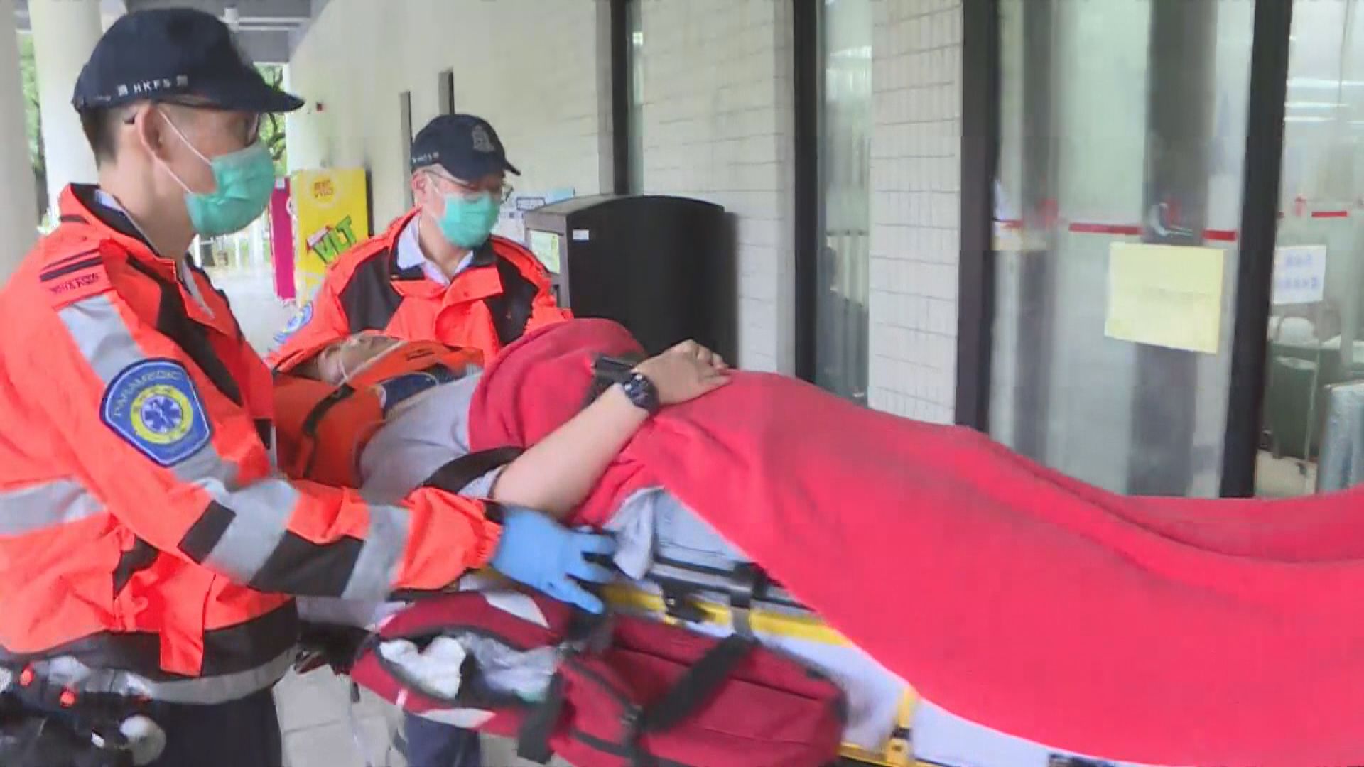 大埔三門仔路兩輛私家車相撞一死五傷 七人車司機被捕