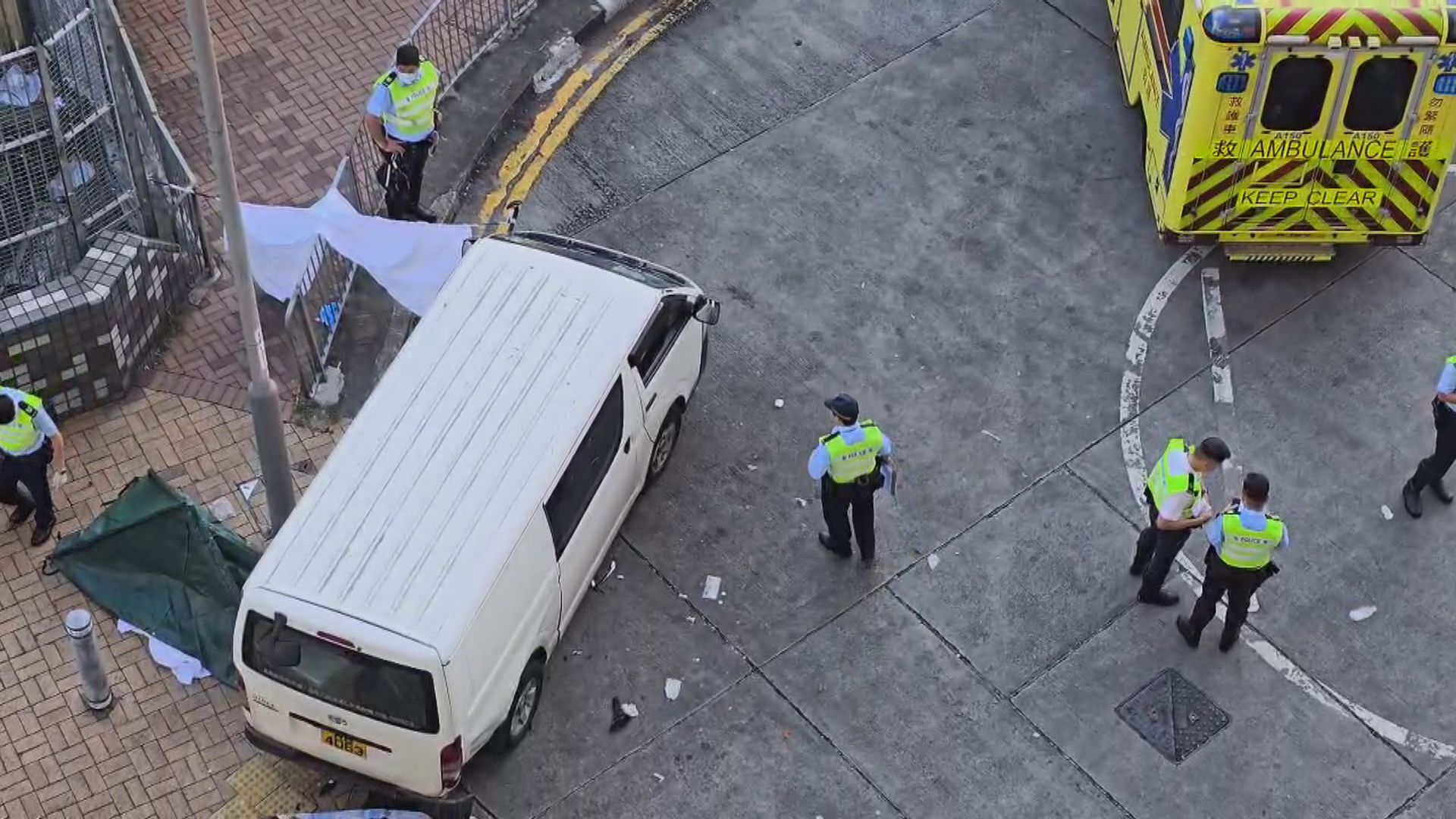 大埔寶鄉里兩車相撞　兩死兩傷