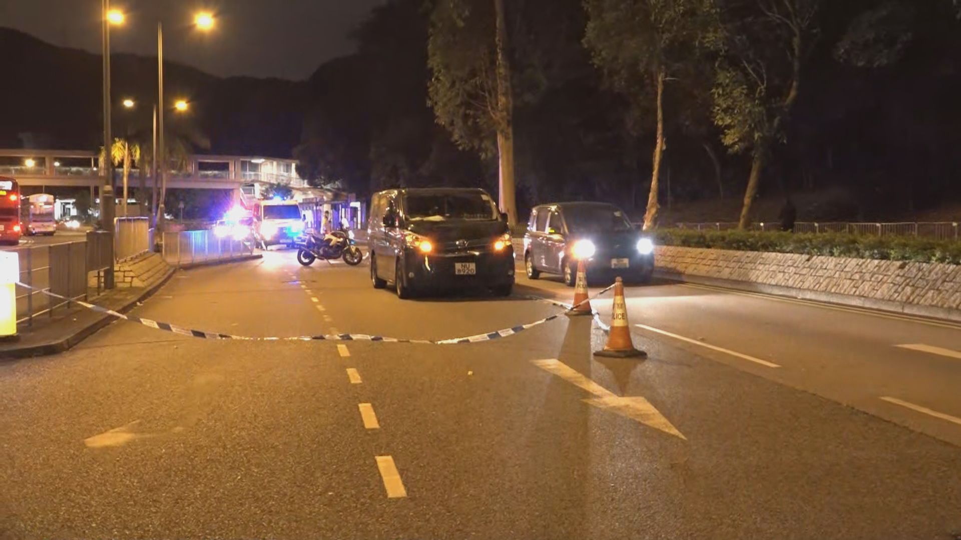 將軍澳輕型貨車撞斃過路女子